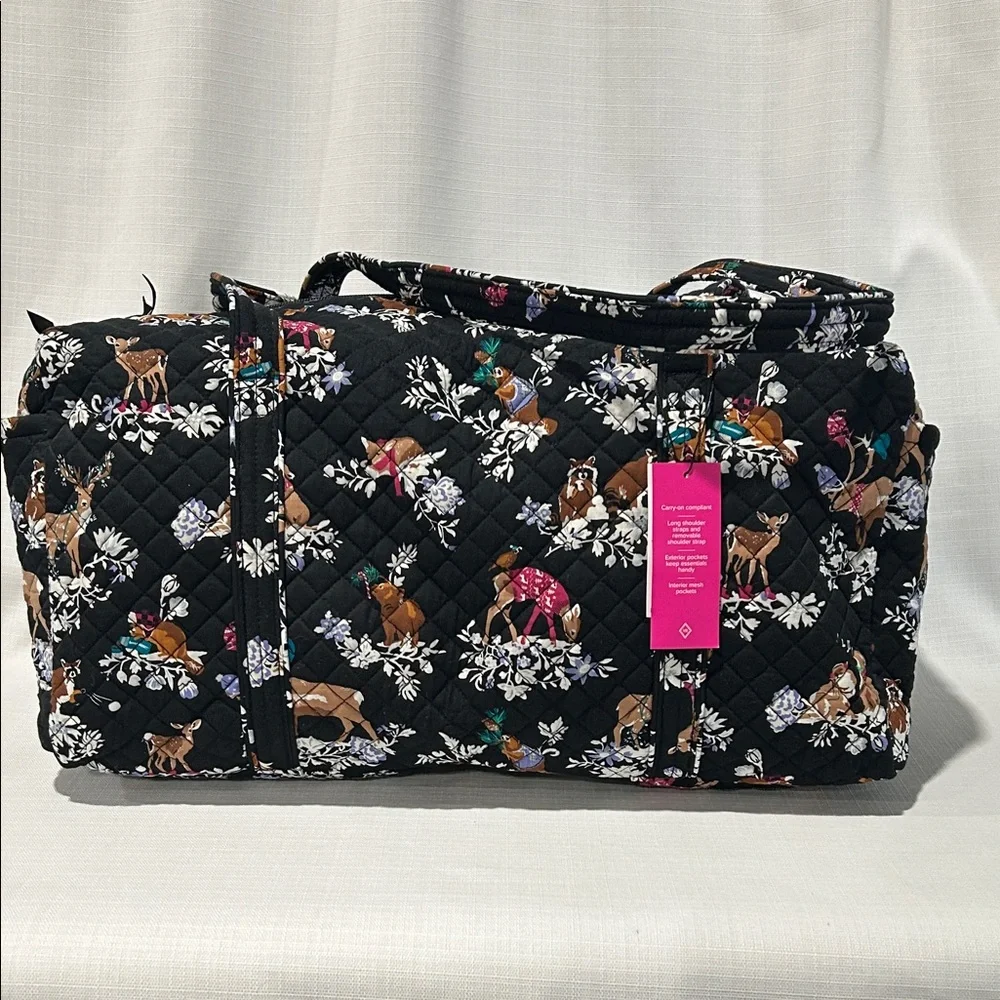 Vera Bradley Winter Deer Medium Travel Duffle Bag & Cosmetic Bag Set - Picture 3 of 11